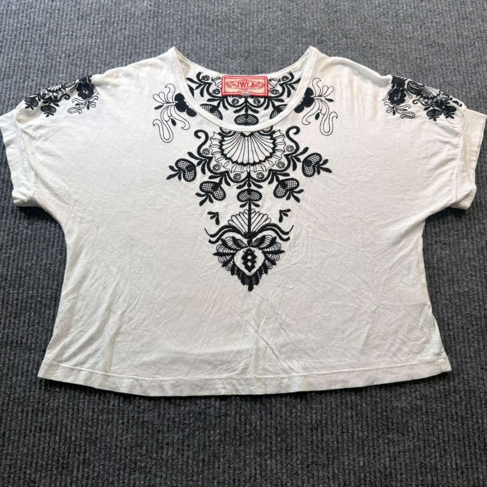Johnny Was JWLA Embroidered Knit Top Womens Medium White Black Boho Peasant Art